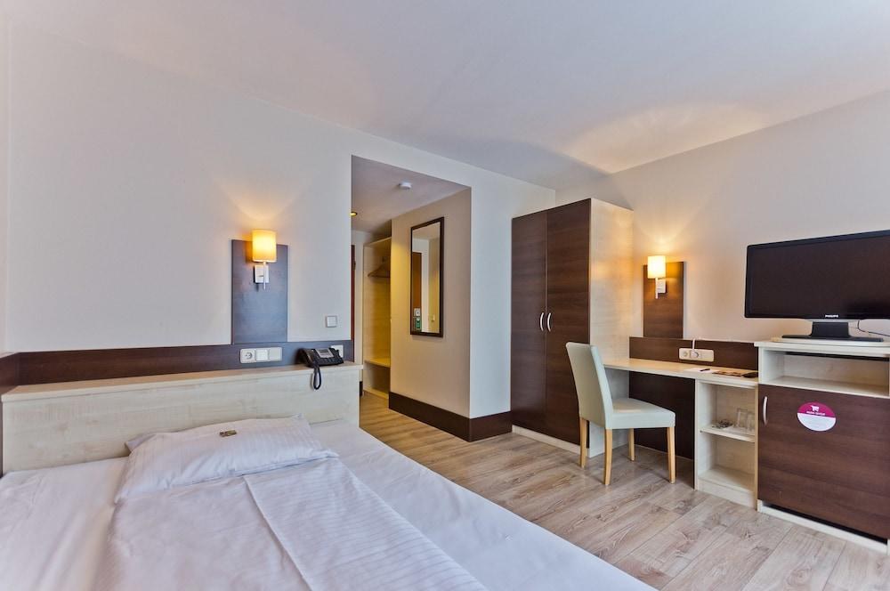 Astor Hotel photo 3