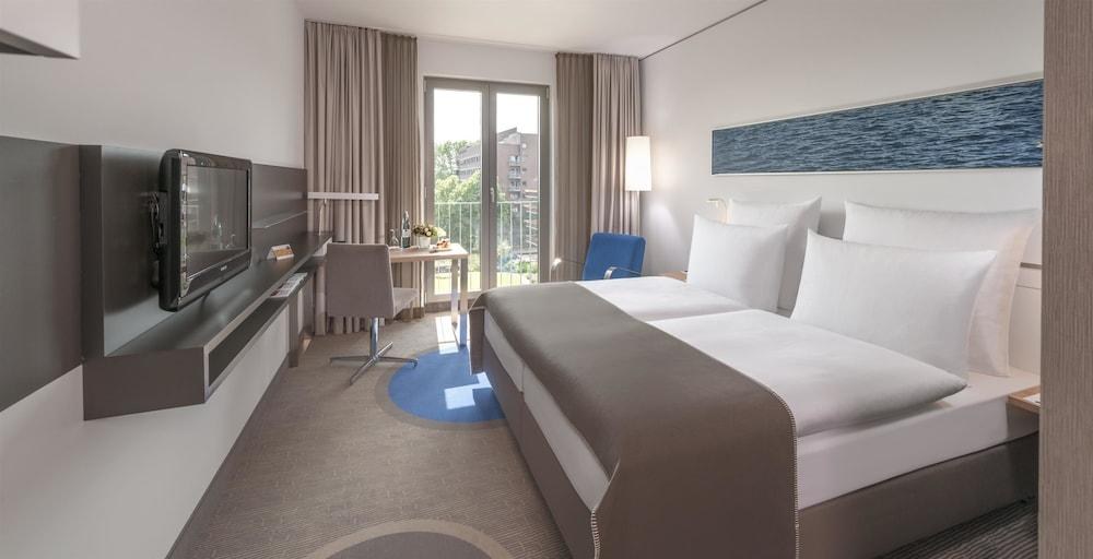 DORINT HOTEL HAMBURG-EPPENDORF photo 2