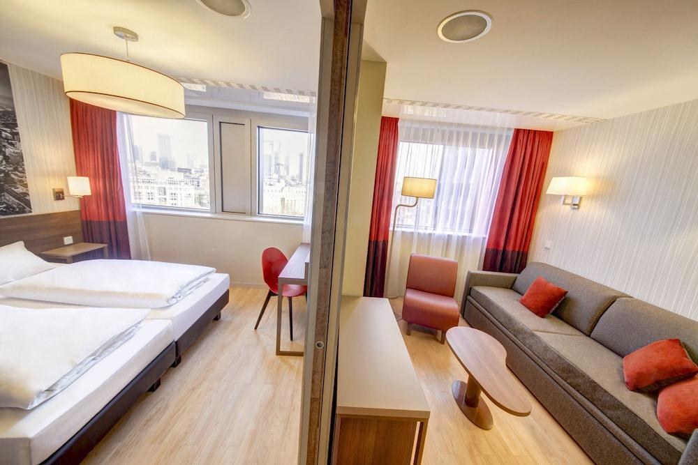 Aparthotel Adagio Frankfurt City Messe photo 3