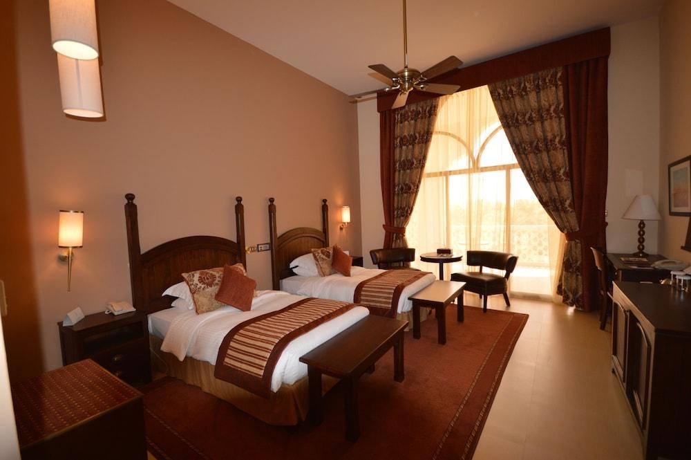 Liwa Hotel photo 2