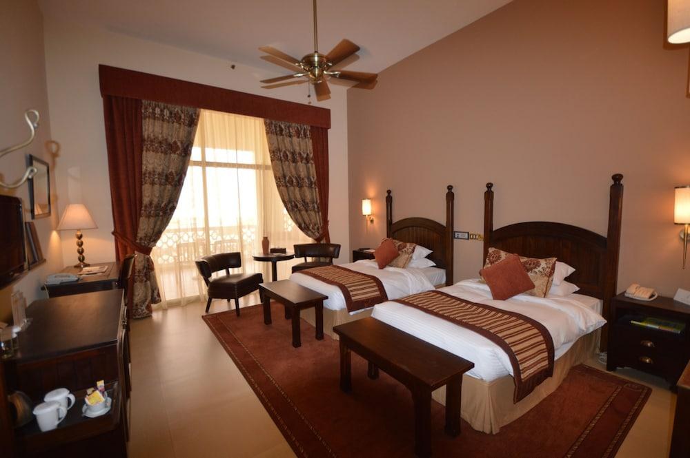 Liwa Hotel photo 4
