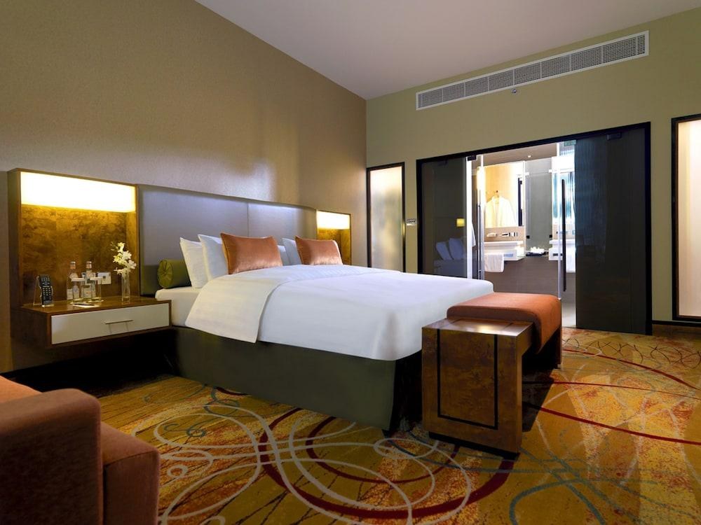 MILLENNIUM AIRPORT HOTEL photo 3