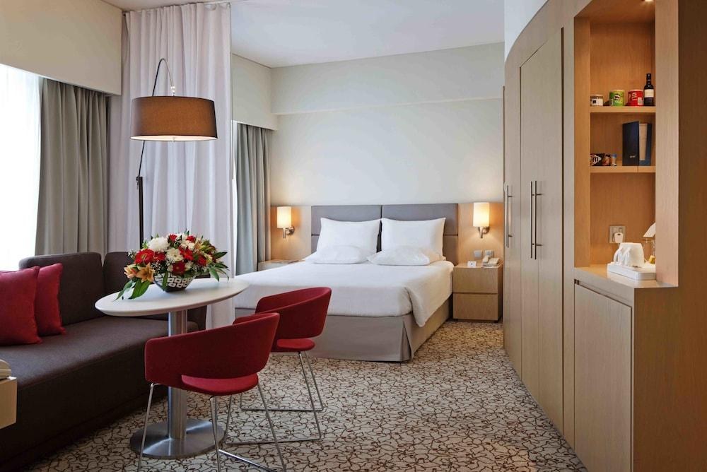 NOVOTEL SUITES DUBAI MALL OF THE EMIRATES photo 2