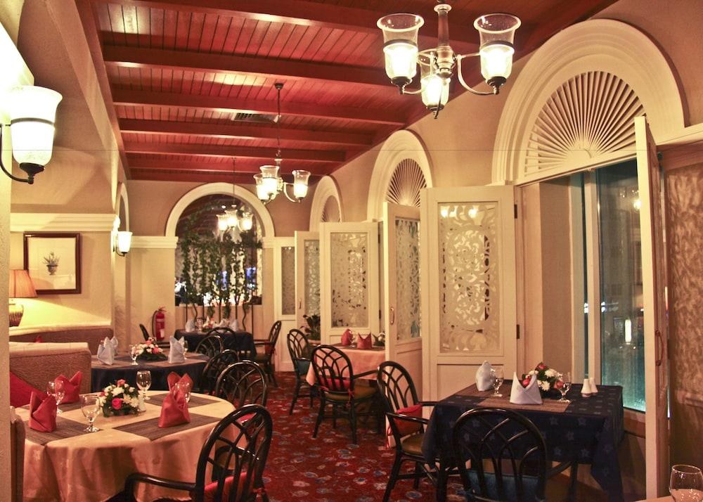 REGENT PALACE HOTEL photo 3