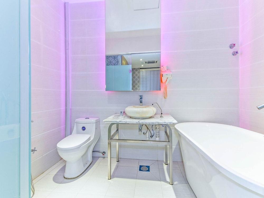 VICTORY EXCLUSIVE BOUTIQUE HOTEL photo 2