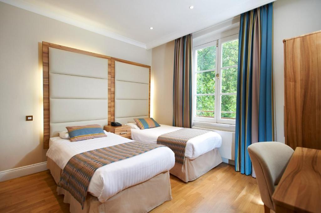 ROYAL EAGLE HOTEL photo 1