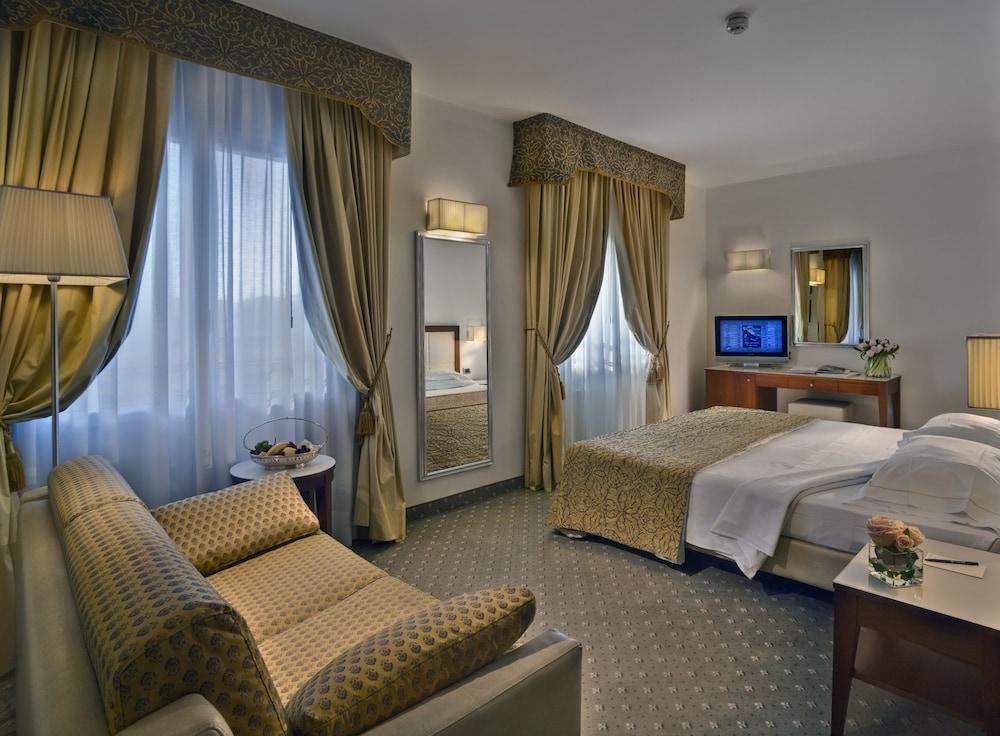Hotel Plaza Venice photo 2