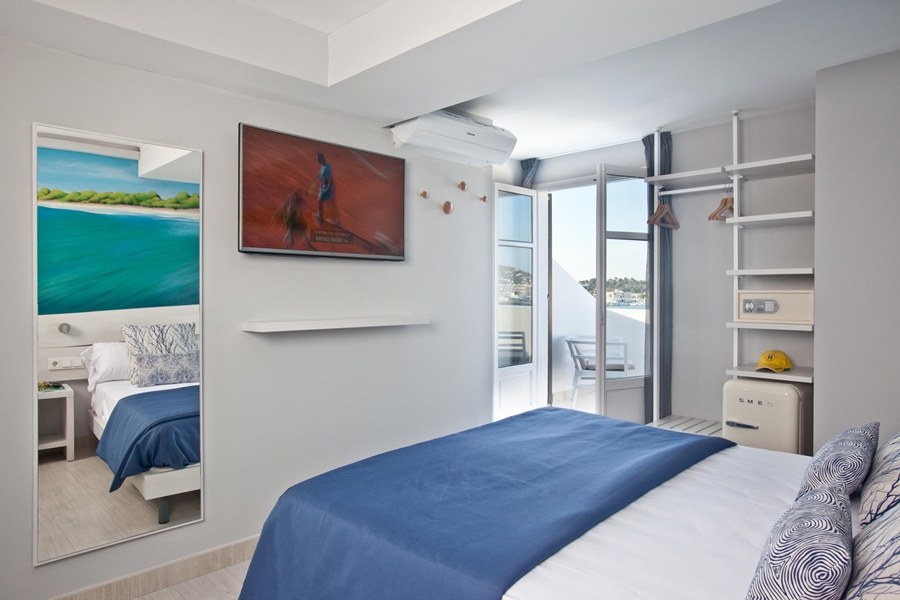 RYANS LA MARINA - ADULTS ONLY photo 2
