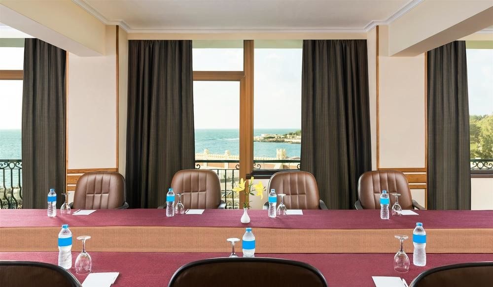 SHERATON MONTAZAH photo 2