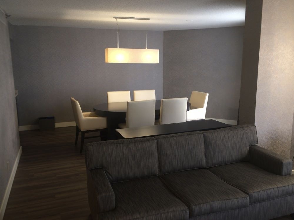 THE WESTIN TORONTO AIRPORT