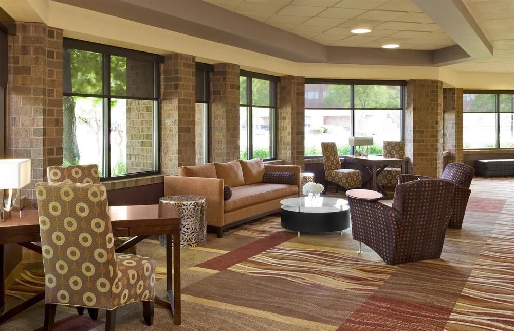 FOUR POINTS BY SHERATON MILWAUKEE NORTH SHORE photo 3