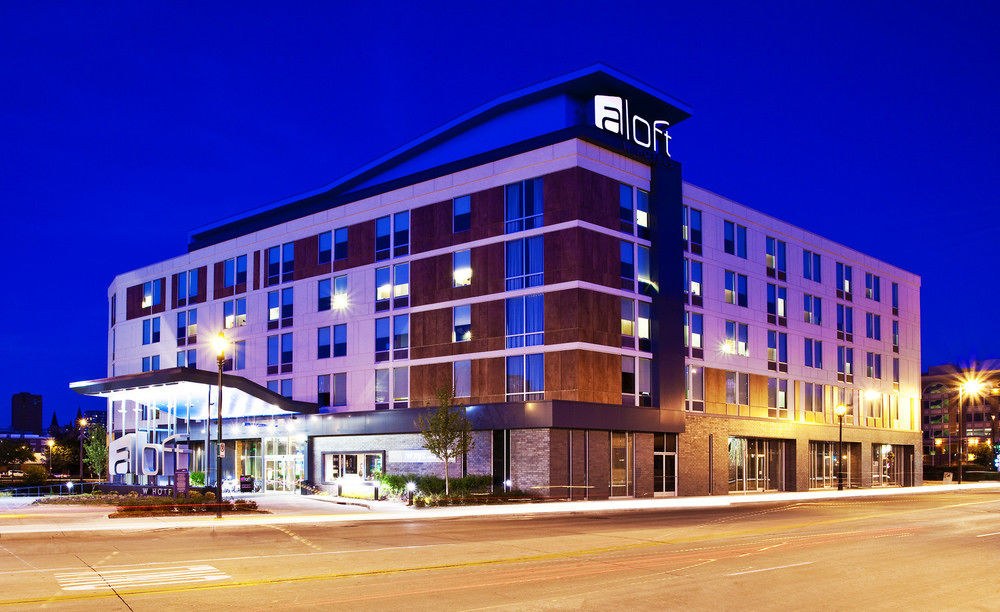 ALOFT MILWAUKEE DOWNTOWN photo 1