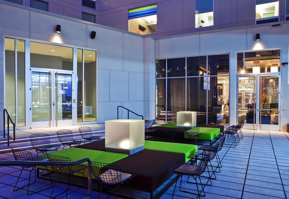 ALOFT MILWAUKEE DOWNTOWN photo 3