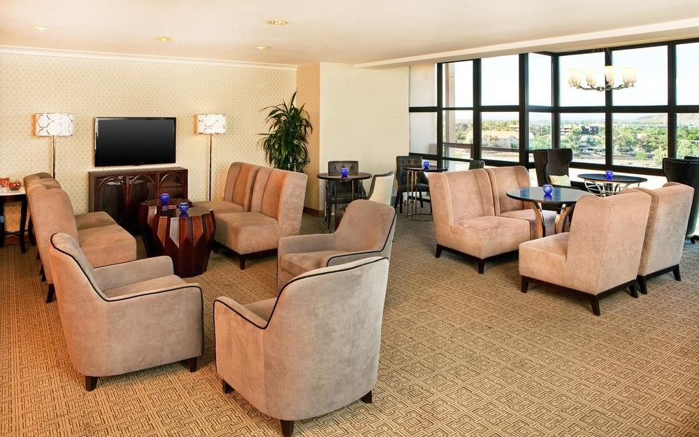 SHERATON PHOENIX CRESCENT photo 2