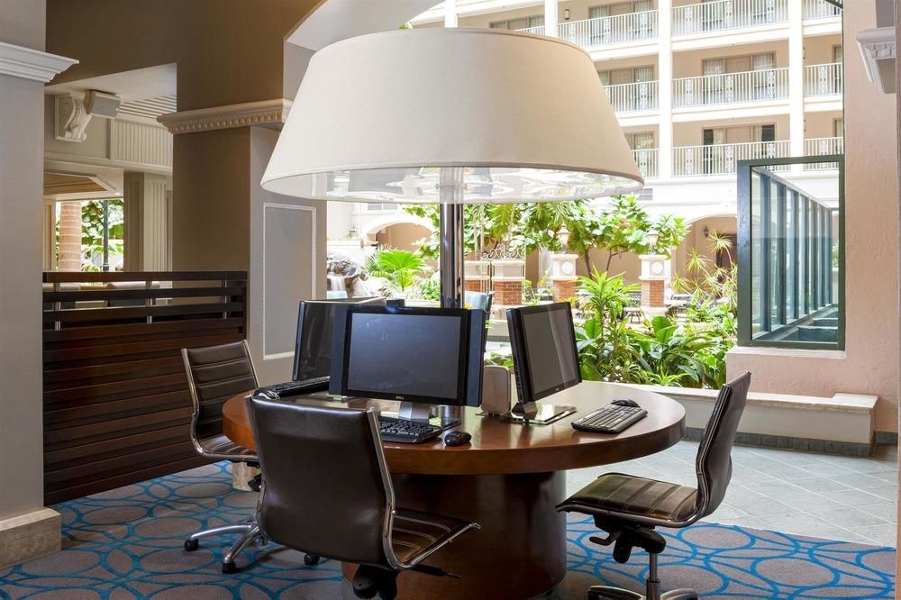 SHERATON SUITES FORT LAUDERDALE AT CYPRESS CREEK photo 4