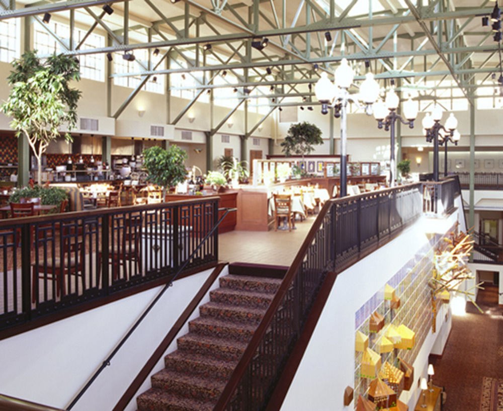 SHERATON GRAND SACRAMENTO HOTEL photo 2