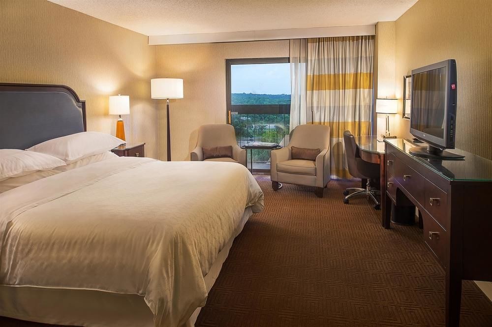 SHERATON WESTPORT PLAZA HOTEL ST. LOUIS photo 2