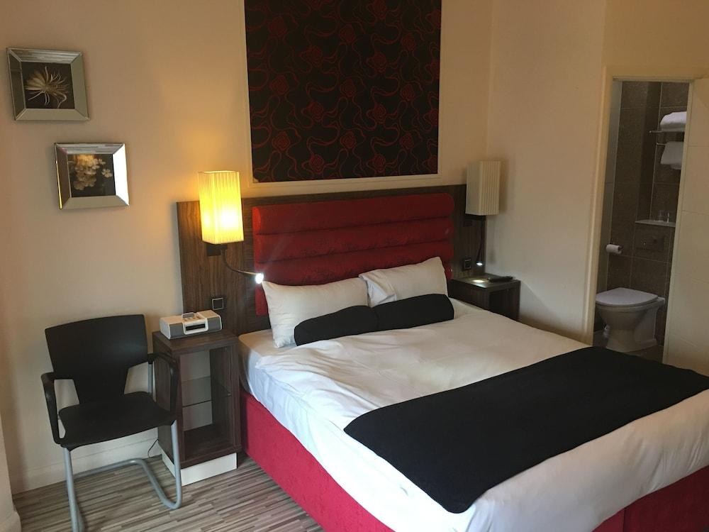 SIMPLY ROOMS & SUITES photo 4