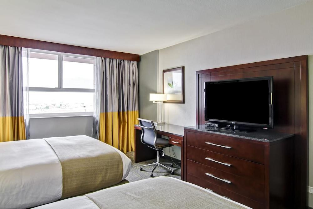 DoubleTree by Hilton Kamloops photo 2