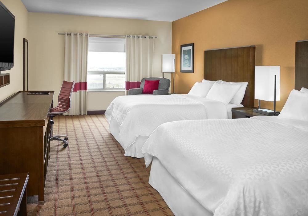 FOUR POINTS BY SHERATON EDMONTON GATEWAY photo 2