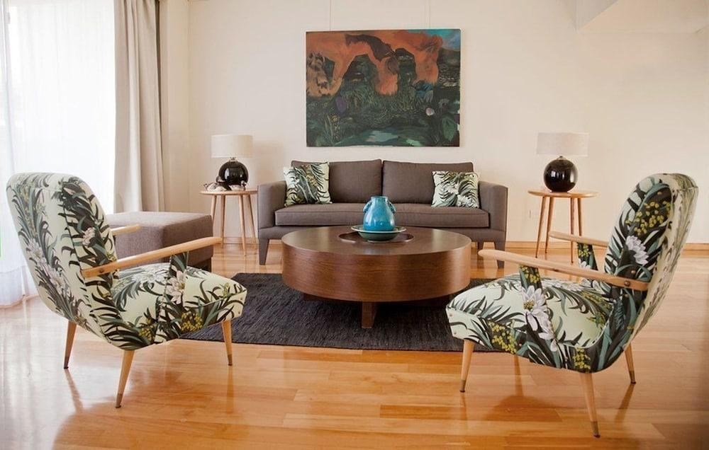 Art Suites & Gallery photo 3