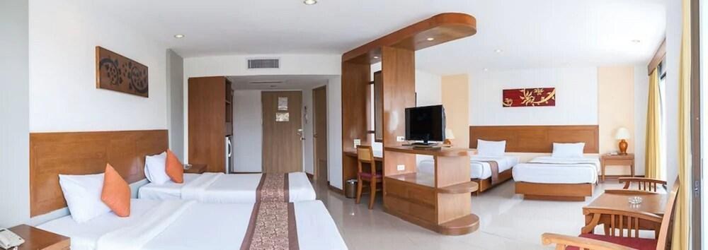 Royal Palace Hotel photo 3