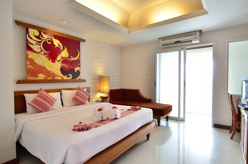 FIRST BUNGALOW BEACH RESORT photo 1