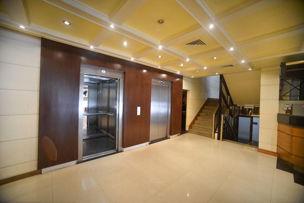 Hotel Versailles photo 3