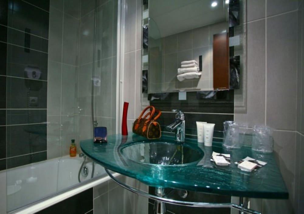 Hotel Convention Montparnasse photo 2