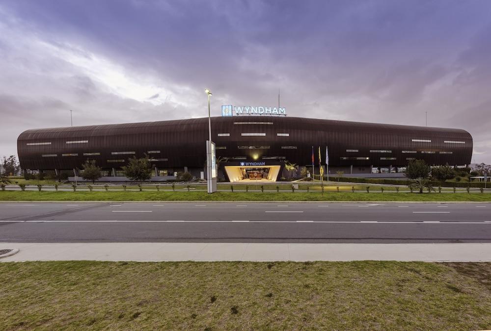 Wyndham Quito Airport photo 4