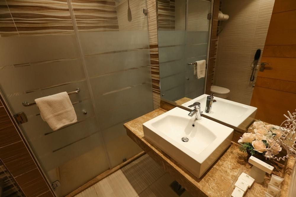 TOLIP EL NARGES HOTEL & SPA photo 4