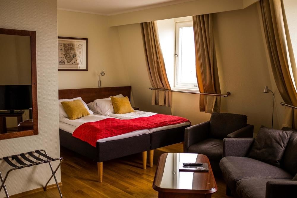 Victoria Hotel photo 2