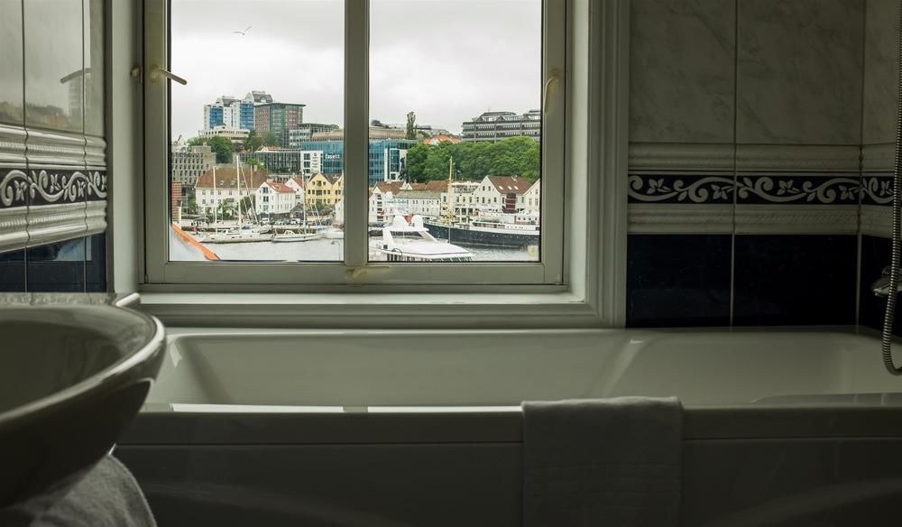 Victoria Hotel photo 3