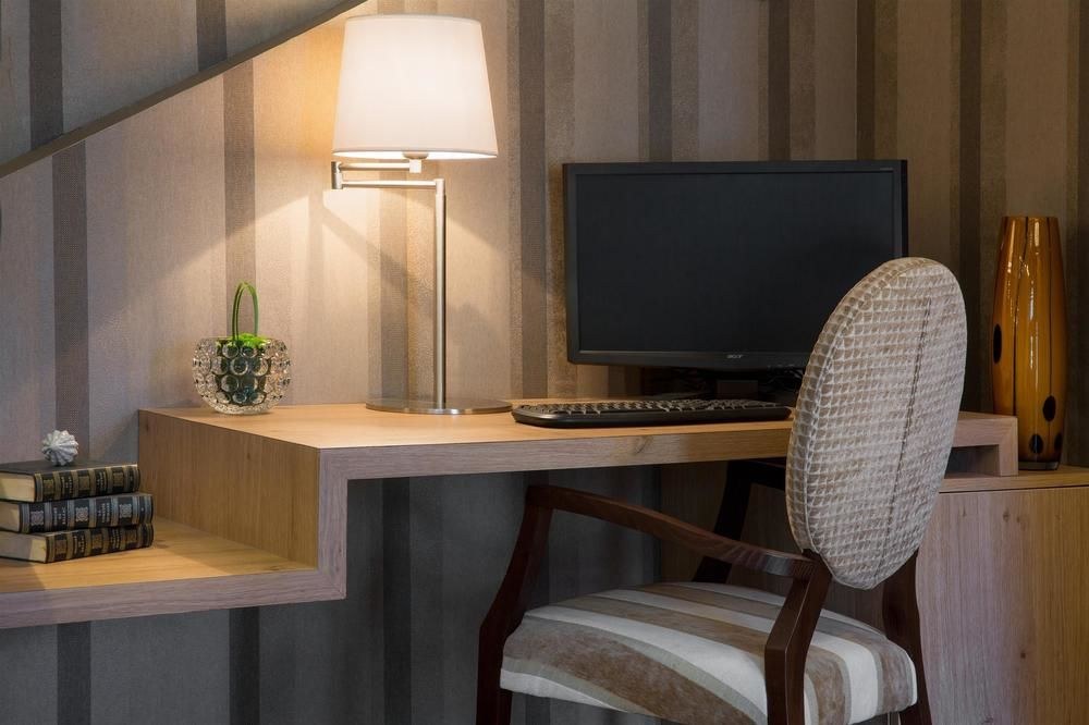 BEST WESTERN PLUS HOTEL LE RIVE DROITE & SPA
