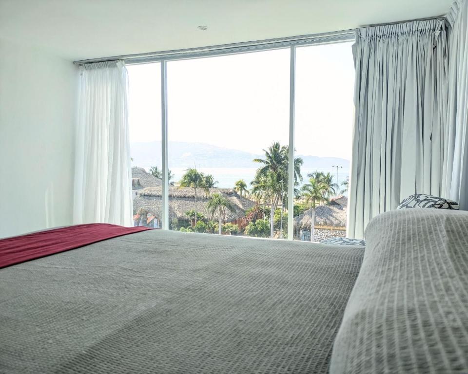We Acapulco photo 3