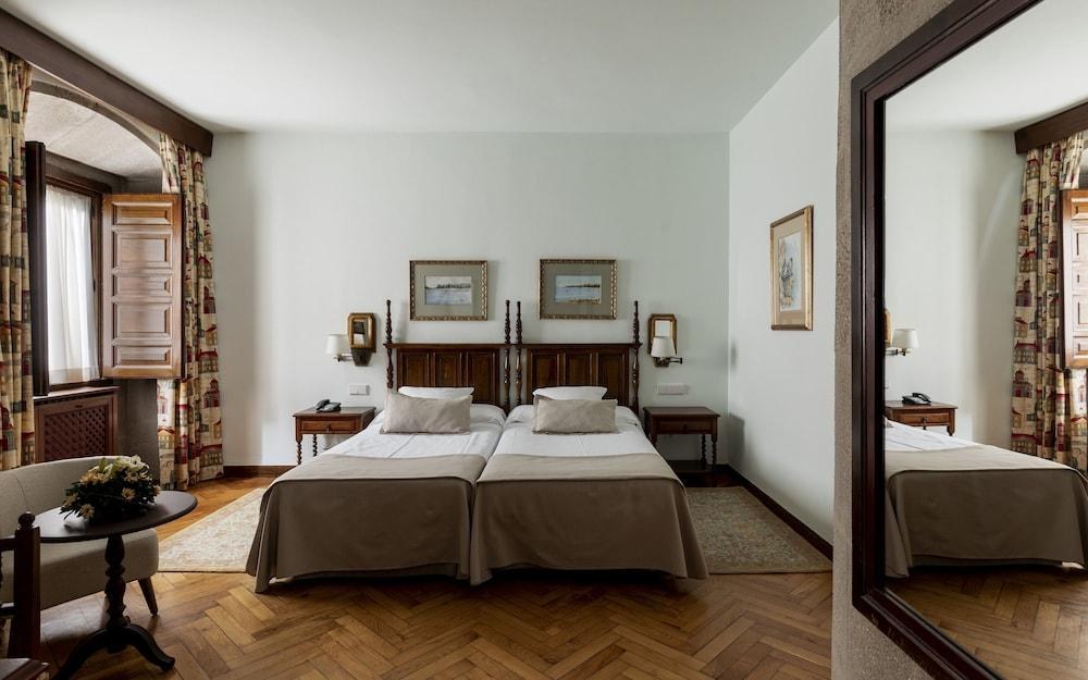 Parador de Pontevedra photo 1