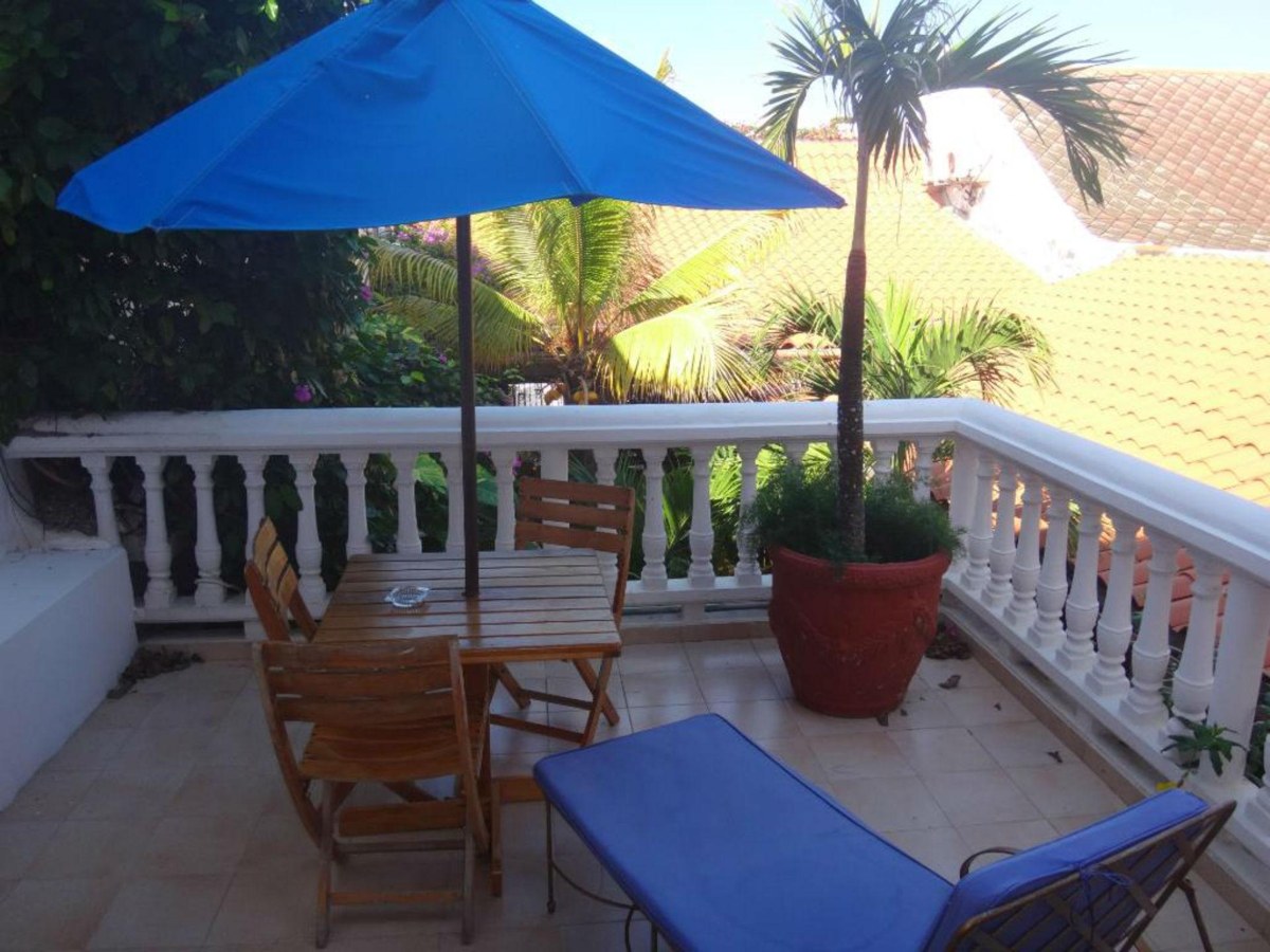 HOTEL 3 BANDERAS