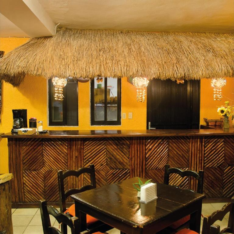 Hotel Bosque Caribe, 5th Av. Zone photo 1