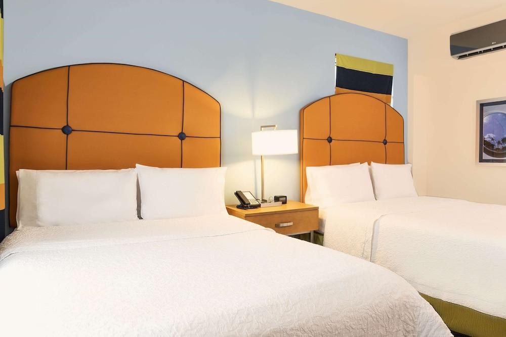 HAMPTON INN MIAMI SOUTH BEACH - 17TH STREET photo 4