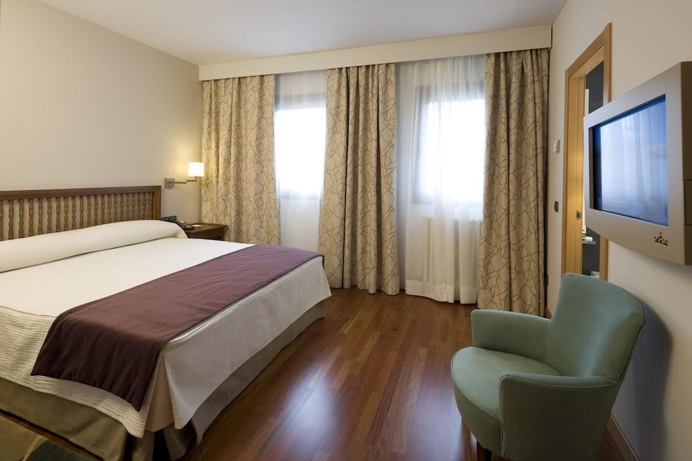 Parador de Villafranca del Bierzo photo 1