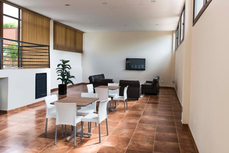 Arami Hotel & Lodge photo 2
