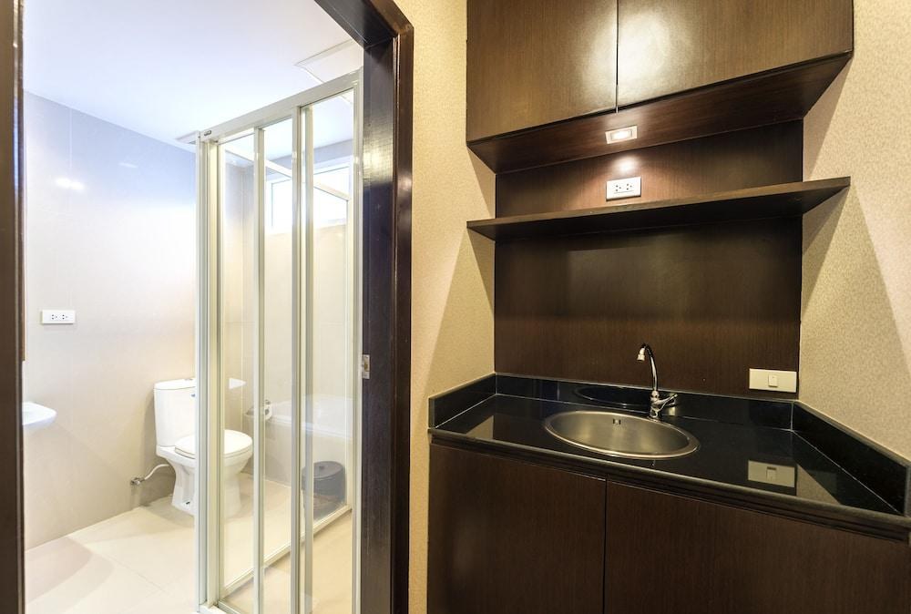 QIU HOTEL SUKHUMVIT photo 4