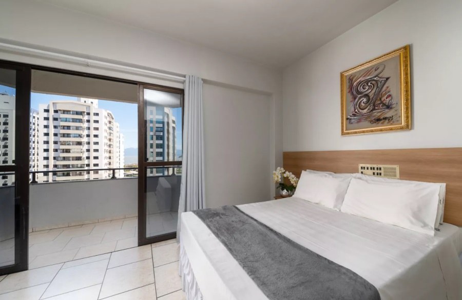 HOTEL LUMAR
