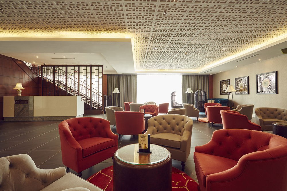ESTADIA HOTEL