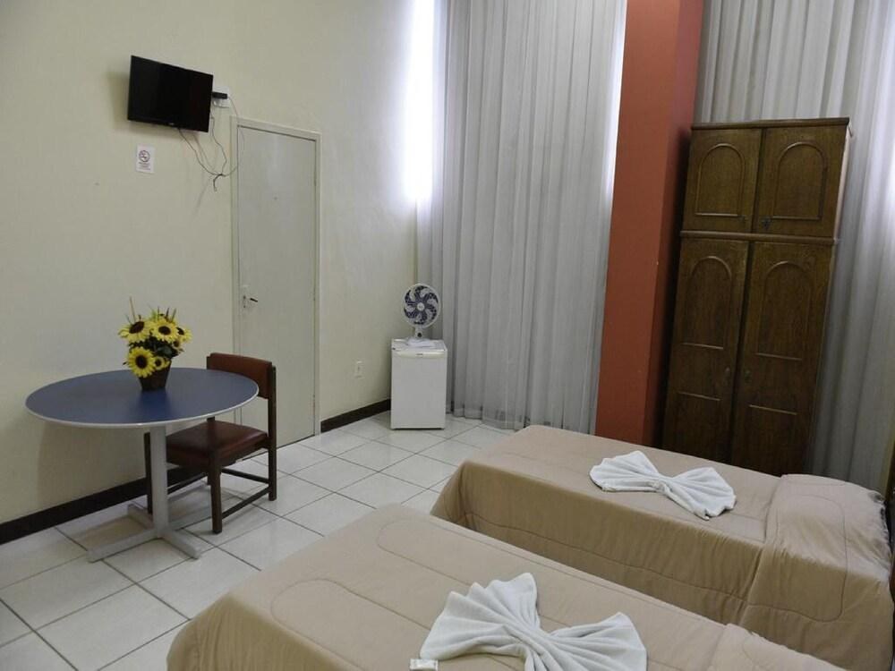 OYO HOTEL L'ESPACE - JARAGUÁ BELO HORIZONTE photo 2