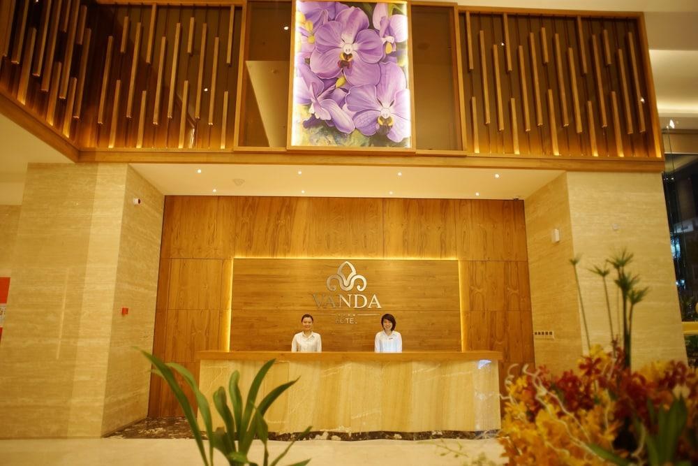 VANDA HOTEL photo 2