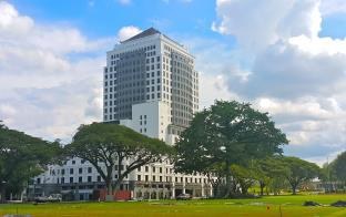 MERDEKA PALACE HOTEL & SUITES