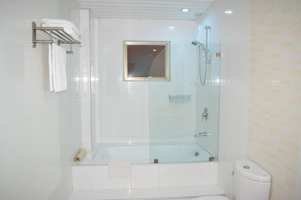 Diamond Suites and Residences photo 3