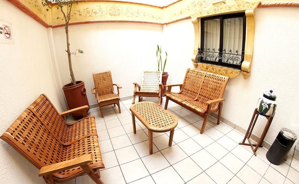 Hotel Calenda photo 2
