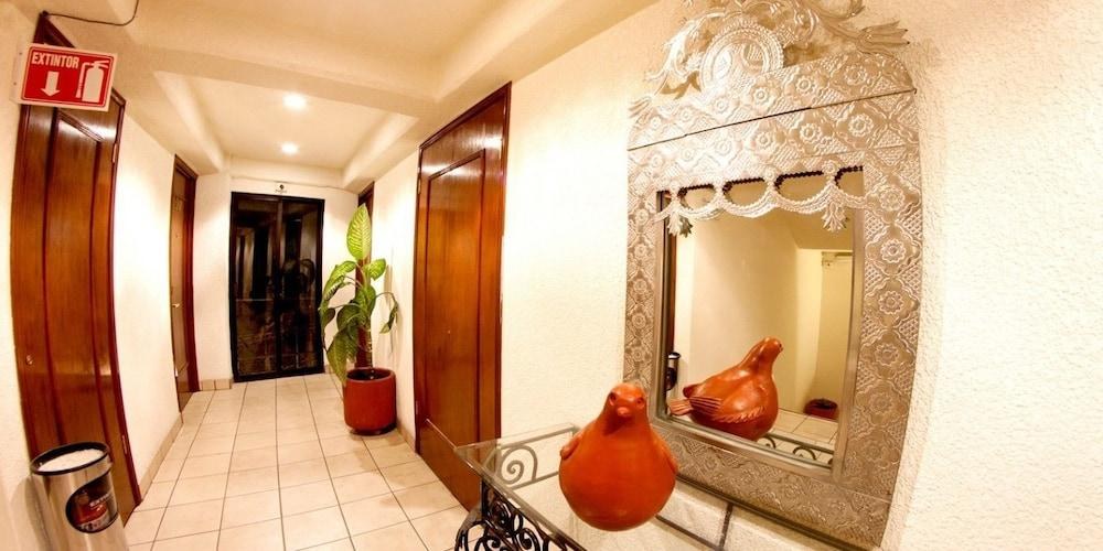 Hotel Calenda photo 3